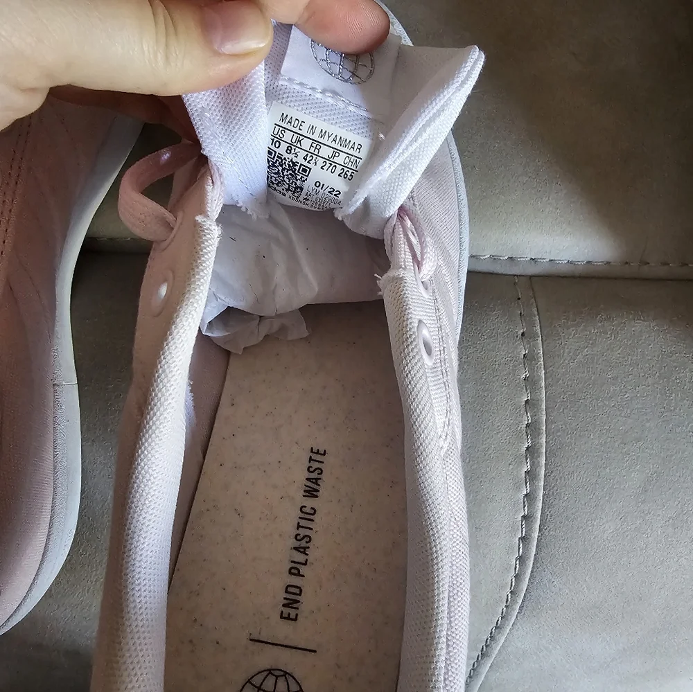 Adidas nwt vulcraid3R light pink petal skateboarding sneakers size 10‎